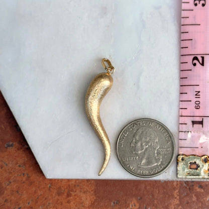 Estate 18KT Yellow Gold Sandblast Italian Horn Pendant 45mm