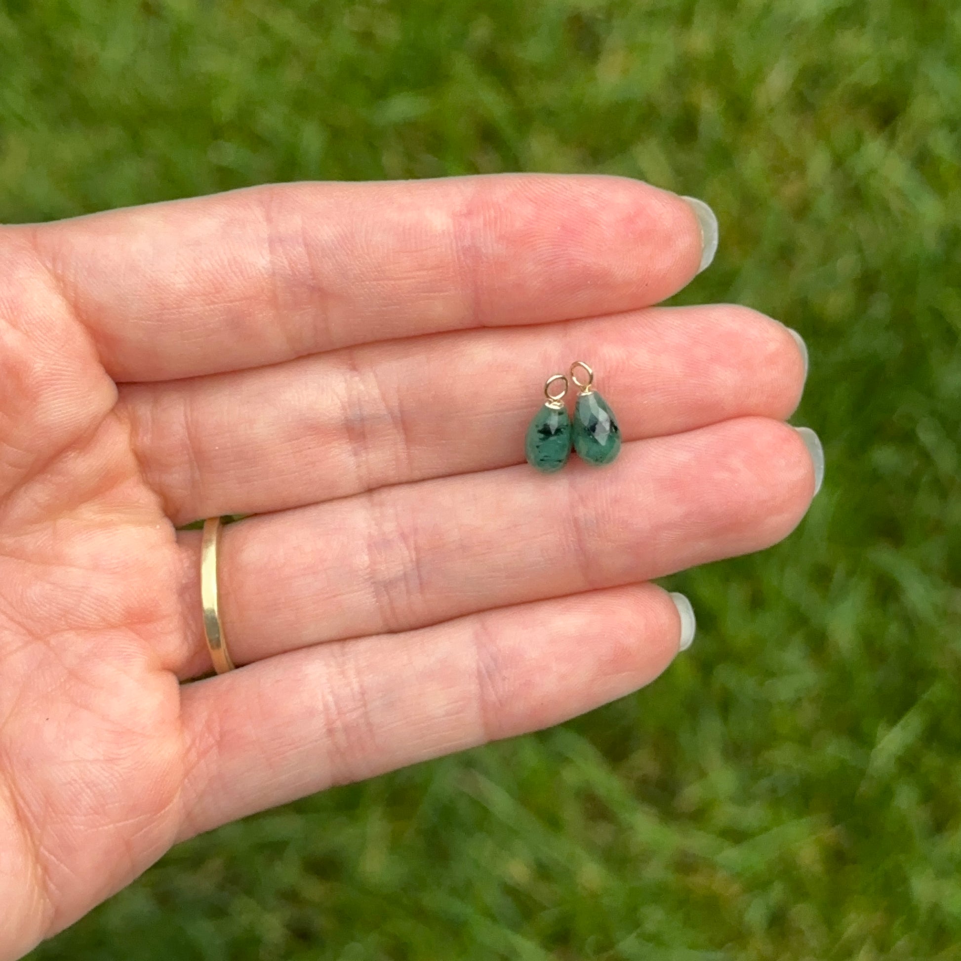 14KT Yellow Gold Teardrop Briolette Green Emerald Earrings Charms - LSJ