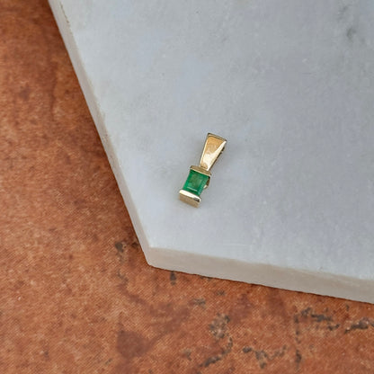 Estate 14KT Yellow Gold .35 CT Emerald-Cut Emerald Drop Pendant