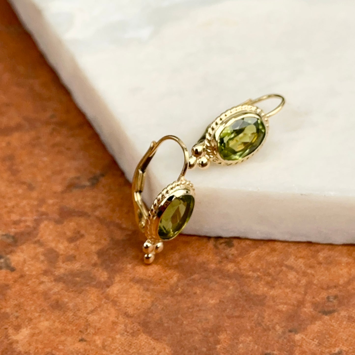 14KT Yellow Gold Oval Peridot Detailed Frame Lever Back Earrings