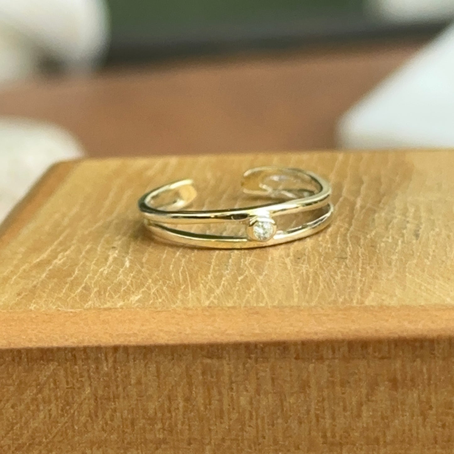 10KT Yellow Gold Band + CZ Toe Ring Adjustable