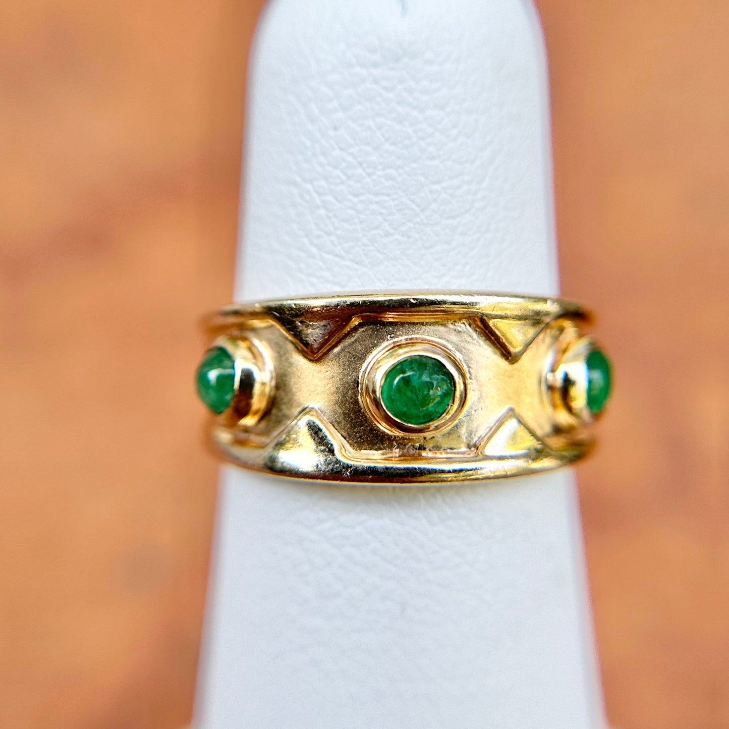 Estate 10KT Yellow Gold Cabochon Emerald Byzantine Ring