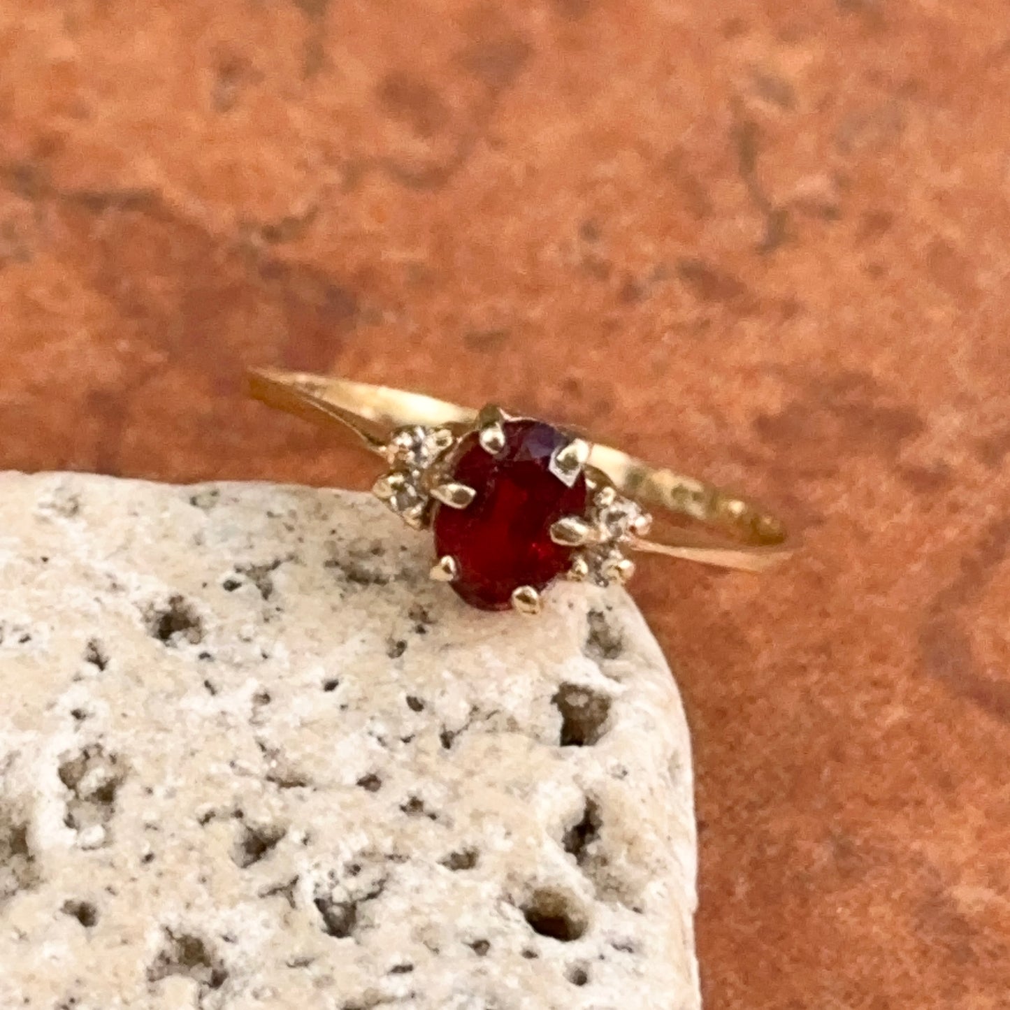 Estate 14KT Yellow Gold Oval .55 CT Garnet + Diamond Ring