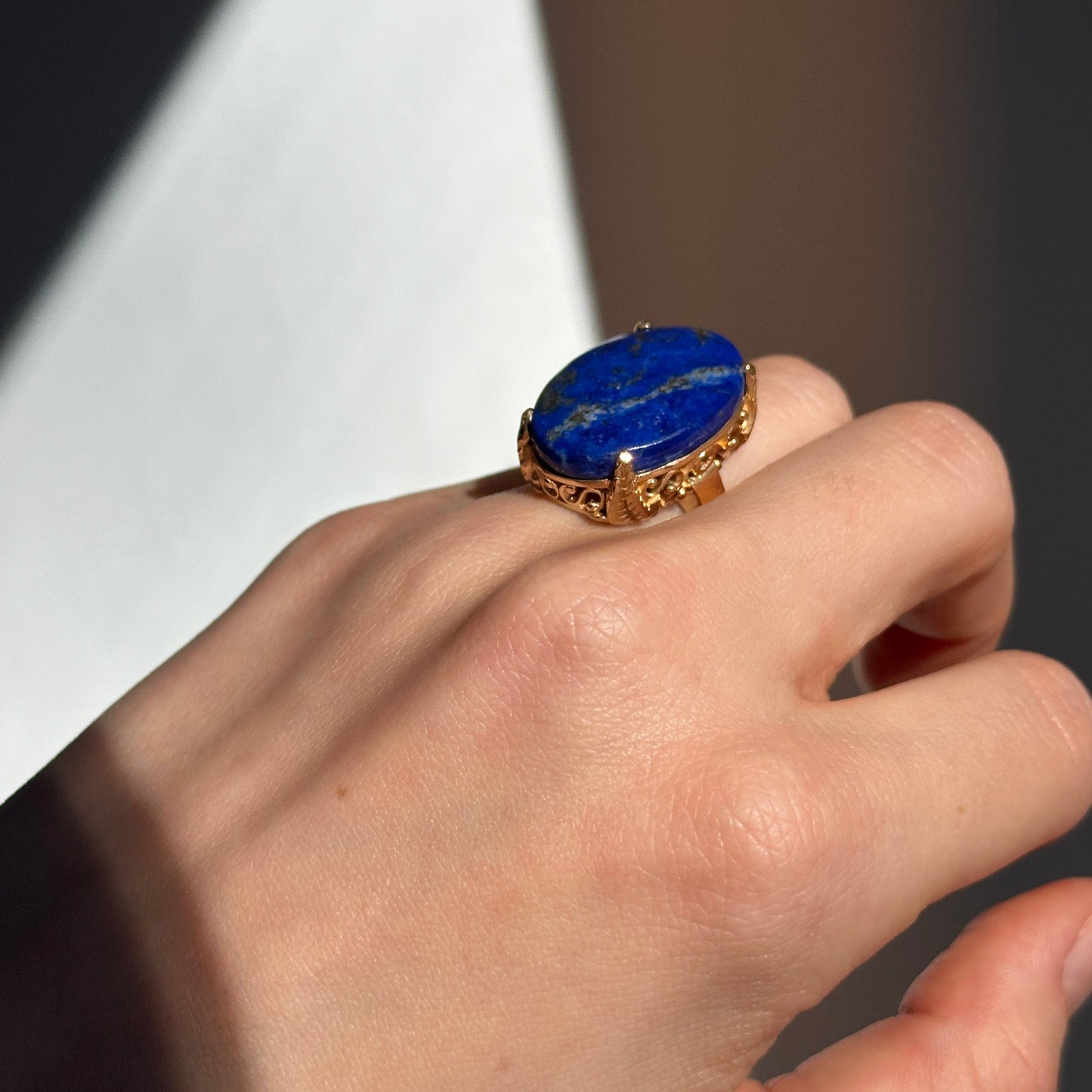 Estate 14KT Yellow Gold Large Oval Lapis Filigree Ring