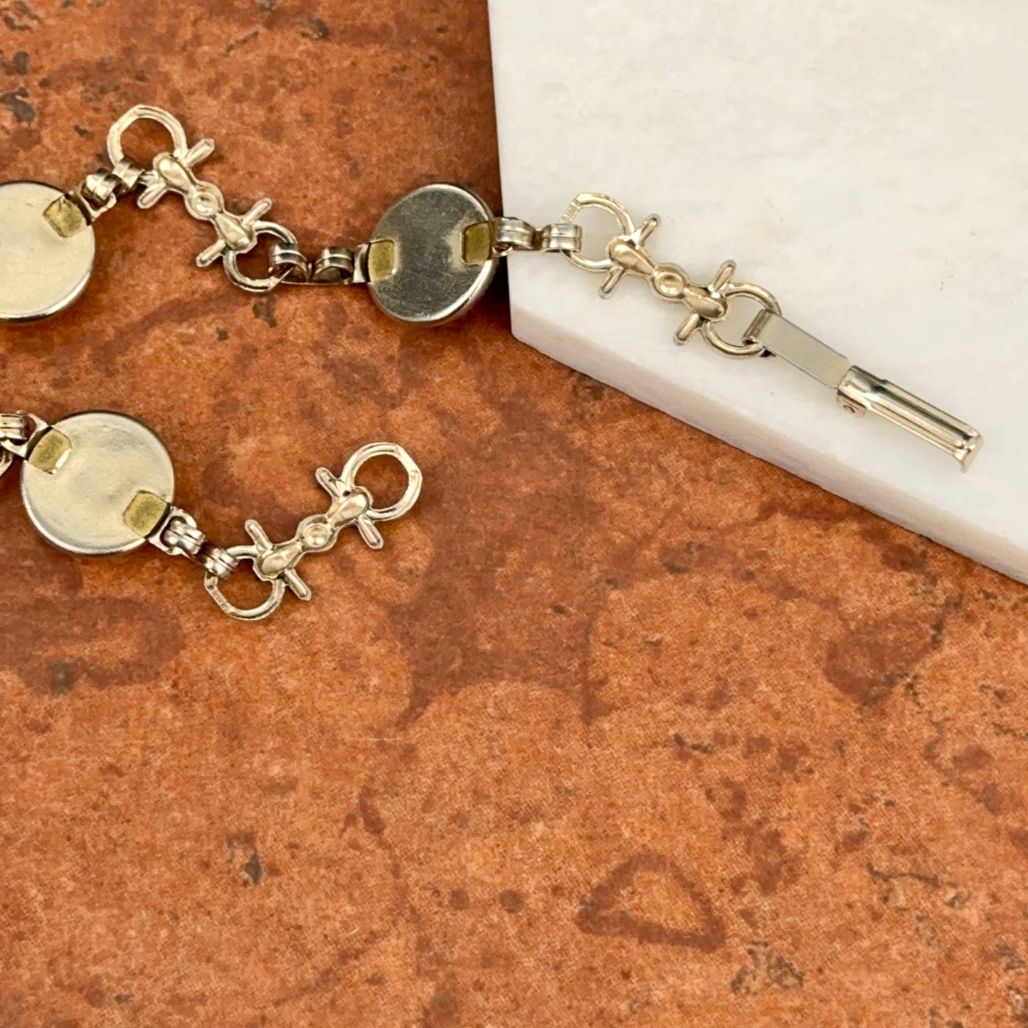 Vintage Antique Estate Silver Tone Painted Reverse Glass Bubble Horse Head Stirrup Bracelet 7.5”