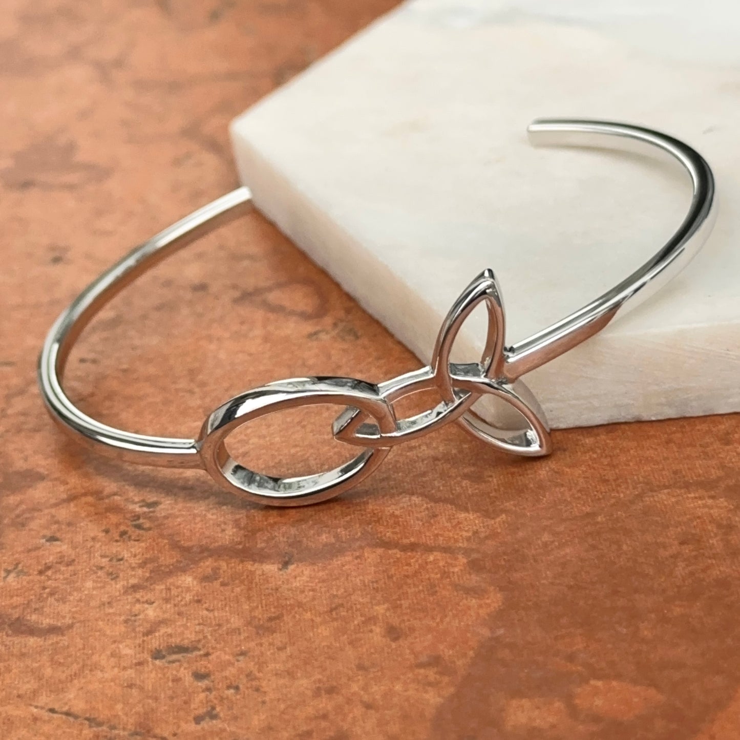 Sterling Silver Rhodium Plated Trinity Knot Oval Bangle Bracelet