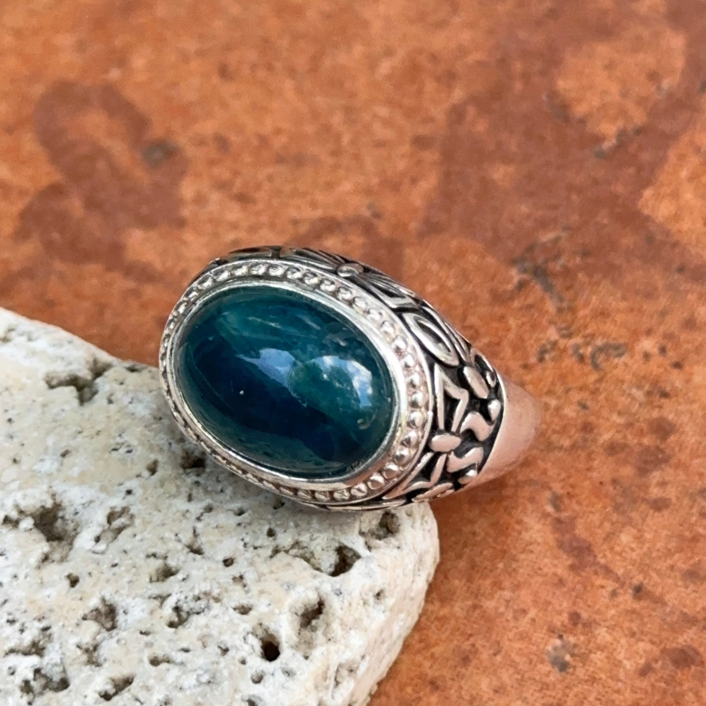 Estate Sterling Silver Oval Apatite Large Ring Size 10