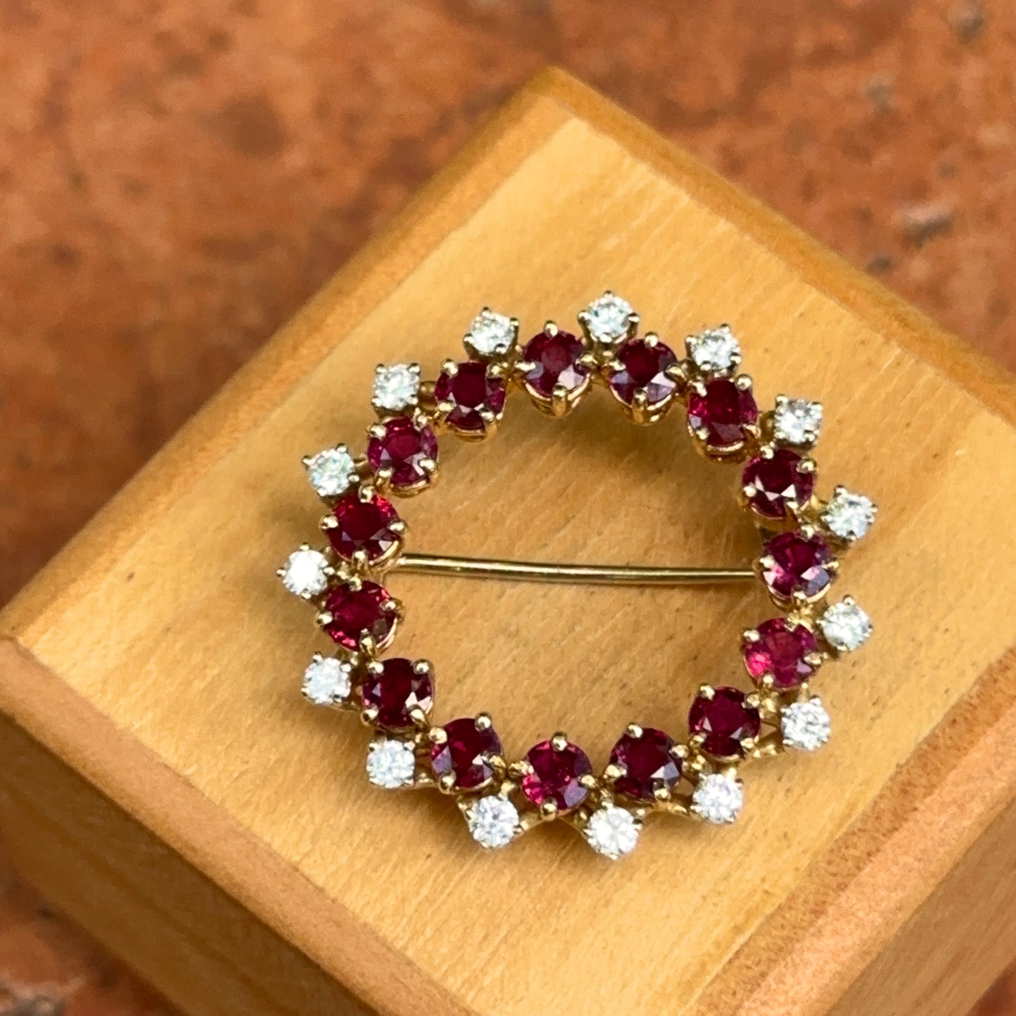 Estate 18KT Yellow Gold Round Ruby + Diamond Circle Brooch/Pin