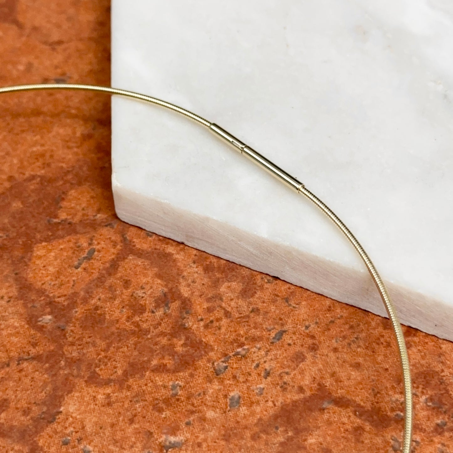 14KT Yellow Gold 1.4mm Coiled Neck Wire Collar Necklace