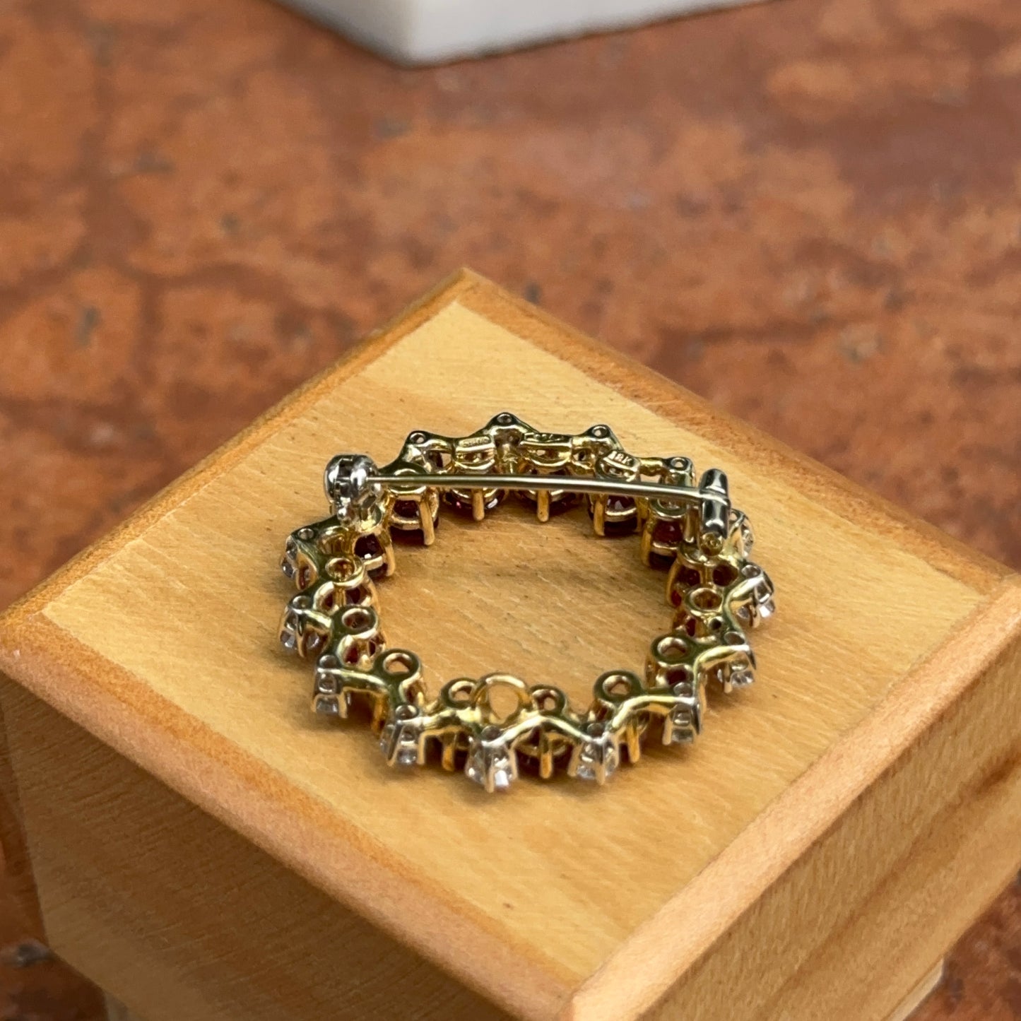 Estate 18KT Yellow Gold Round Ruby + Diamond Circle Brooch/Pin