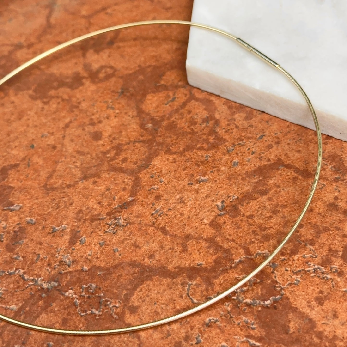 14KT Yellow Gold 1.4mm Coiled Neck Wire Collar Necklace