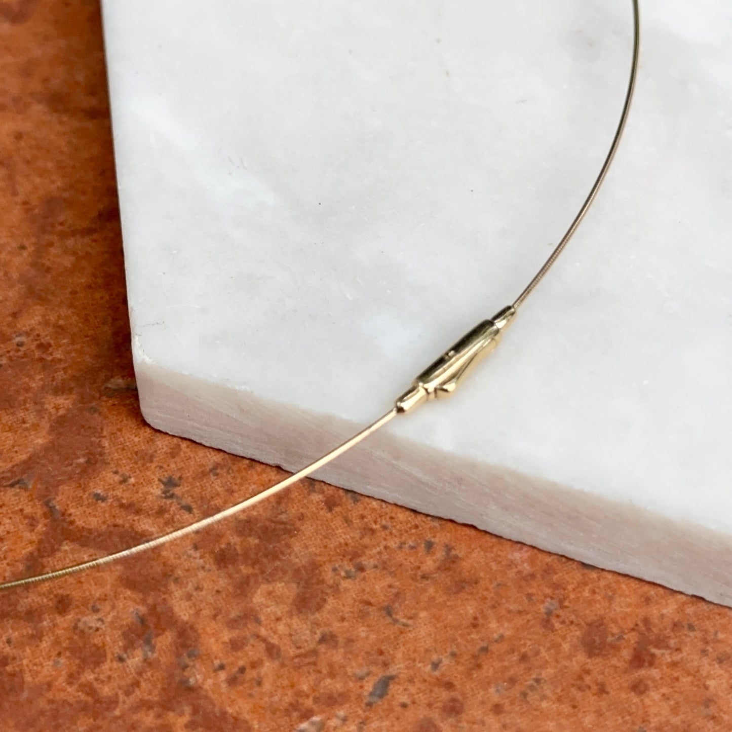 14KT Yellow Gold 1mm Wire Collar Diamond Necklace