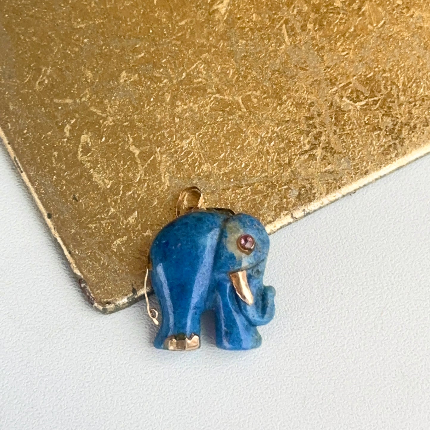 Estate 14K Yellow Gold Carved Lapis Elephant + Pink Stone Eye Pendant
