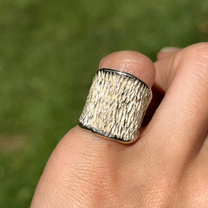 14KT Yellow Gold Wide Matte Ridged Cigar Band Ring