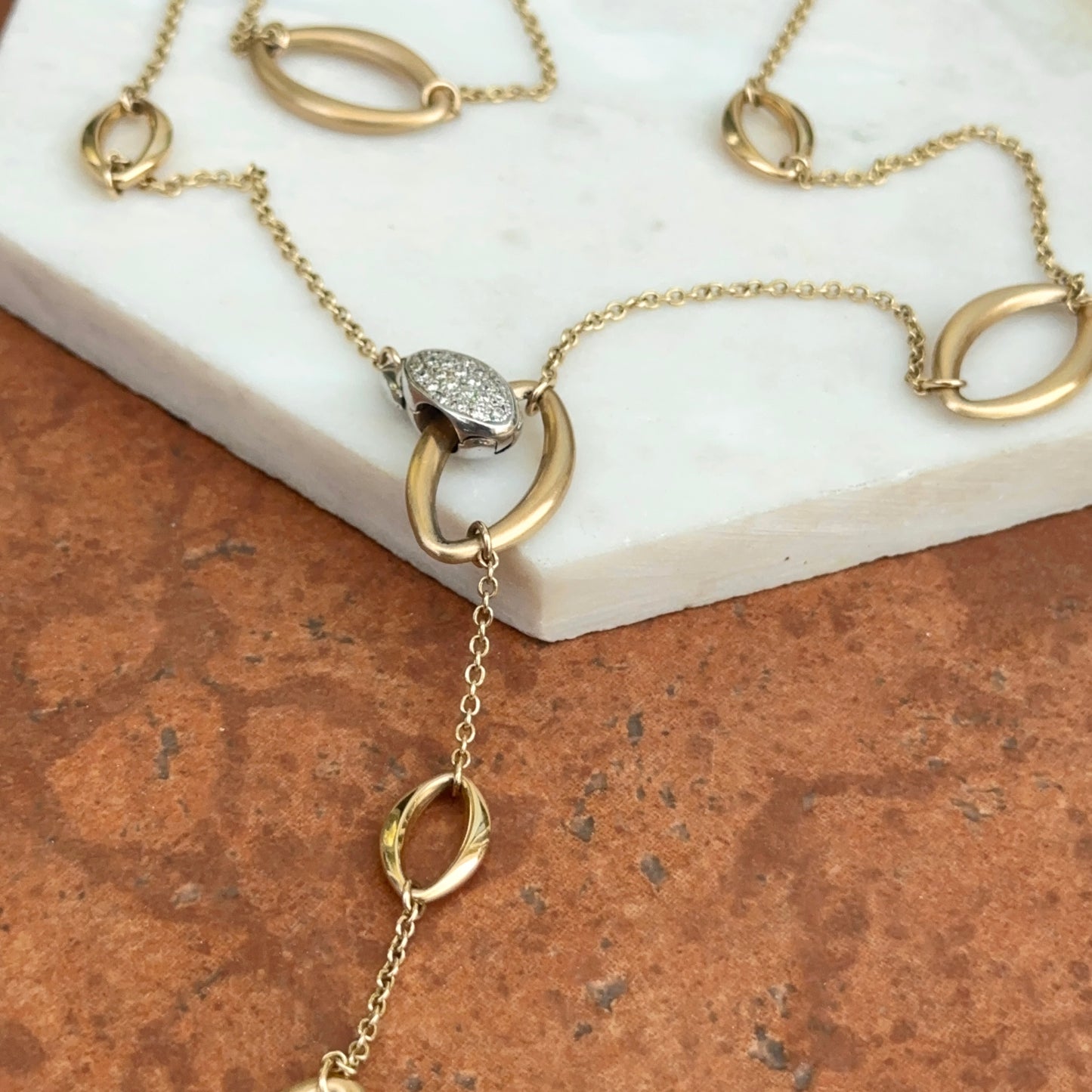 14KT Yellow Gold Pave Diamond Oval Link Lariat Necklace