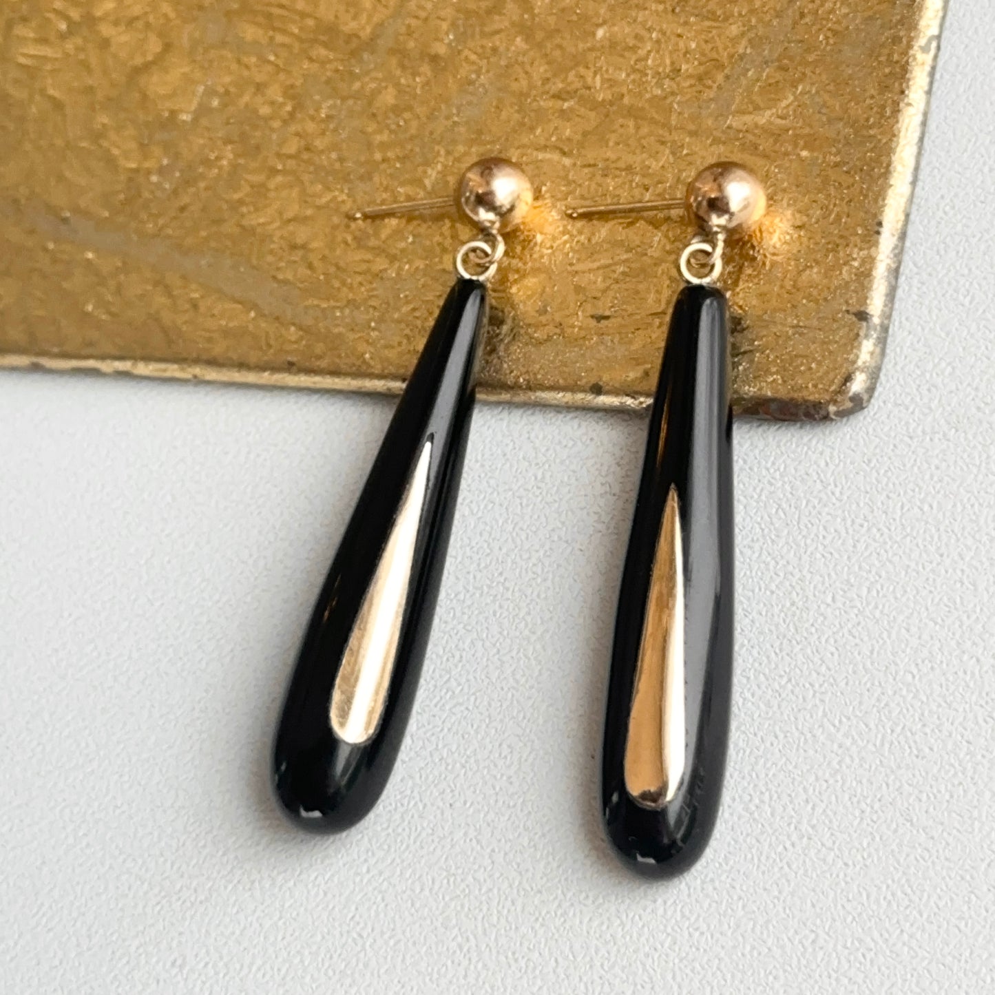 Estate 14KT Yellow Gold Long Teardrop Black Onyx Ball Dangle Earrings