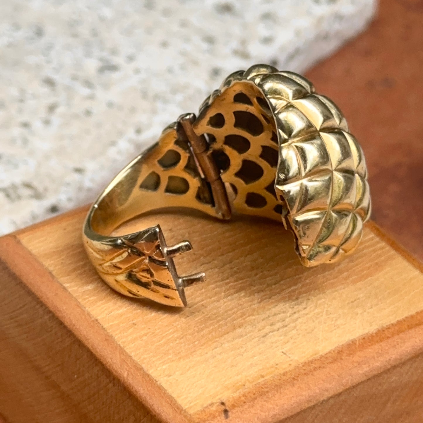 Estate 18KT Yellow Gold Modernist Basketweave Domed Ring