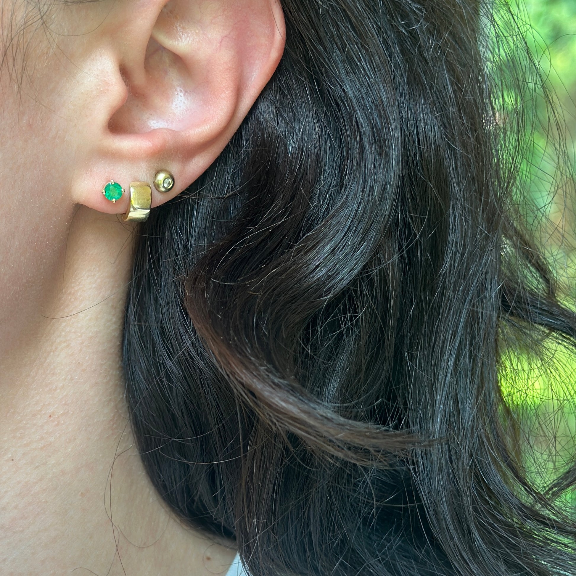 14KT Yellow Gold Round 4mm Emerald Stud Earrings - LSJ