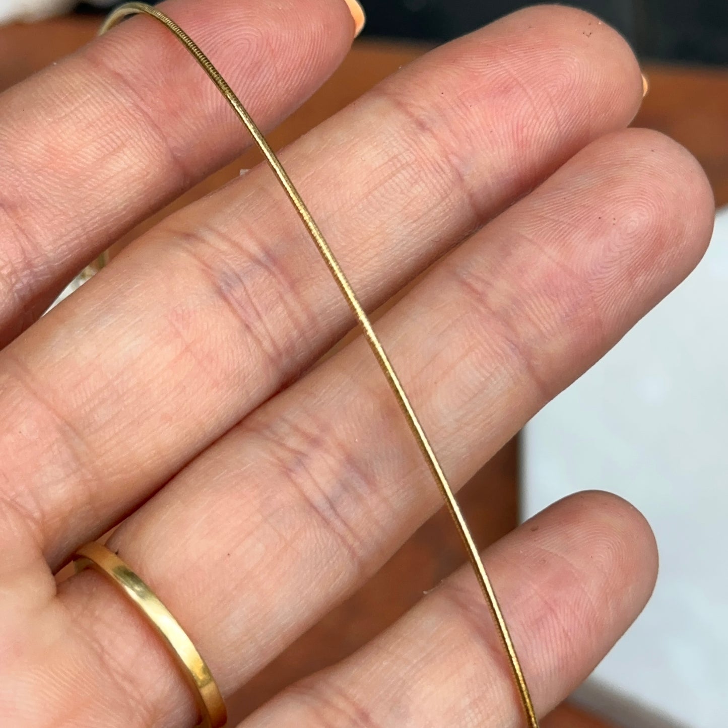 14KT Yellow Gold 1mm Sparkle Omega Wire Necklace