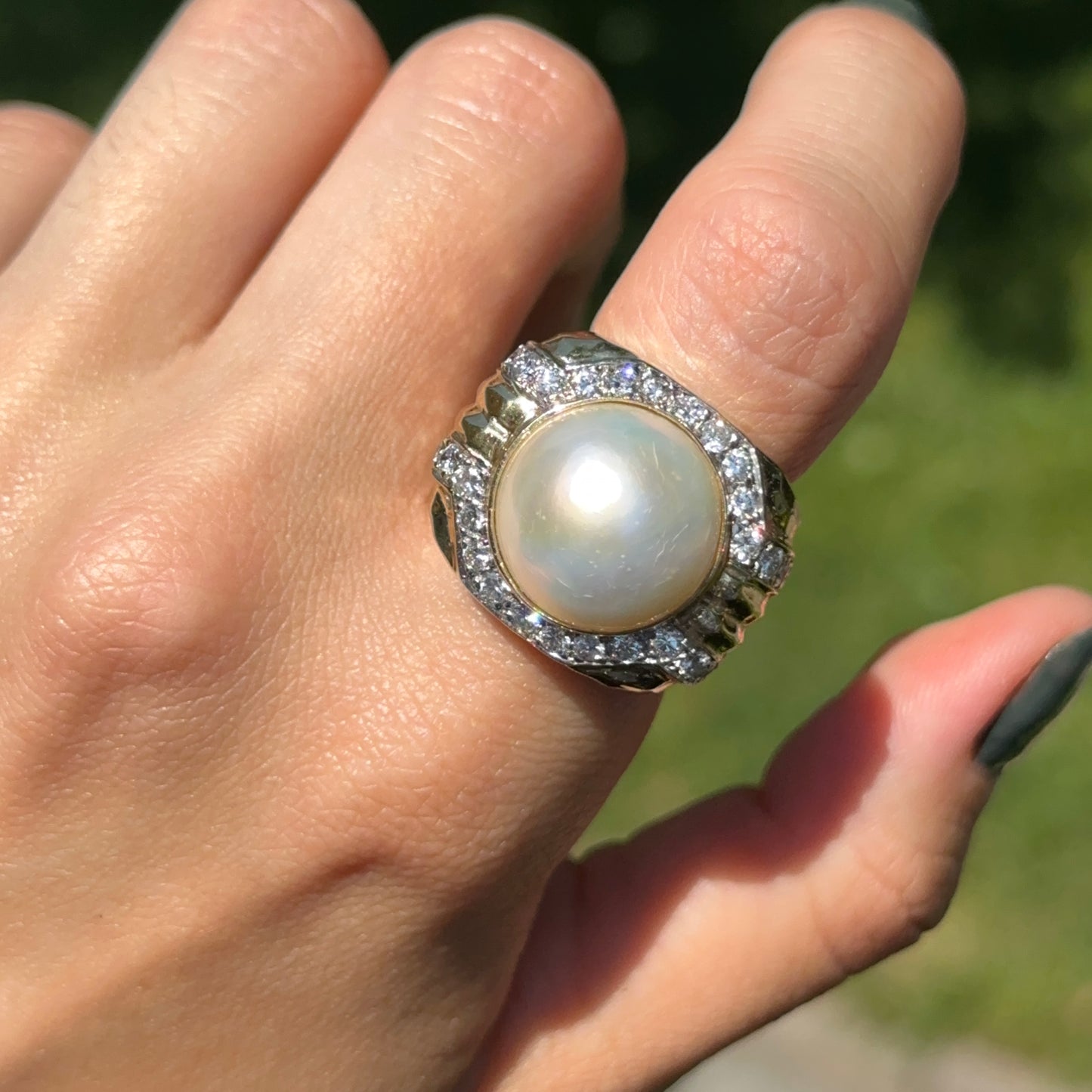 Estate 14KT Yellow Gold Round Bezel Set Mabe Pearl + Diamonds Ring