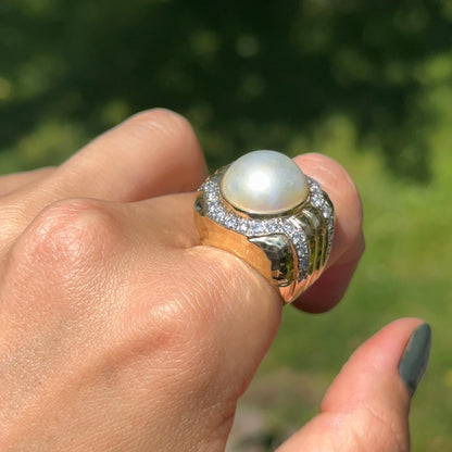 Estate 14KT Yellow Gold Round Bezel Set Mabe Pearl + Diamonds Ring