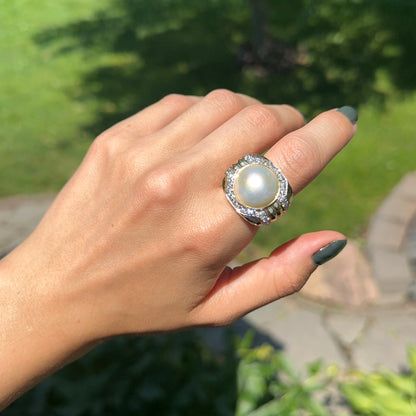 Estate 14KT Yellow Gold Round Bezel Set Mabe Pearl + Diamonds Ring