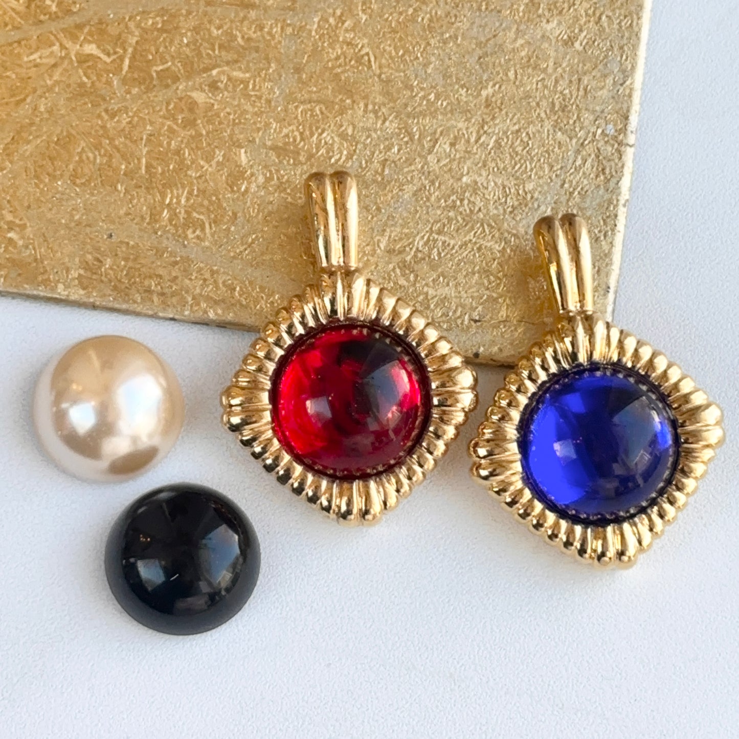 2 Yellow Gold-Plated Kenneth Jay lane Four Round Stones Interchangeable Pendants