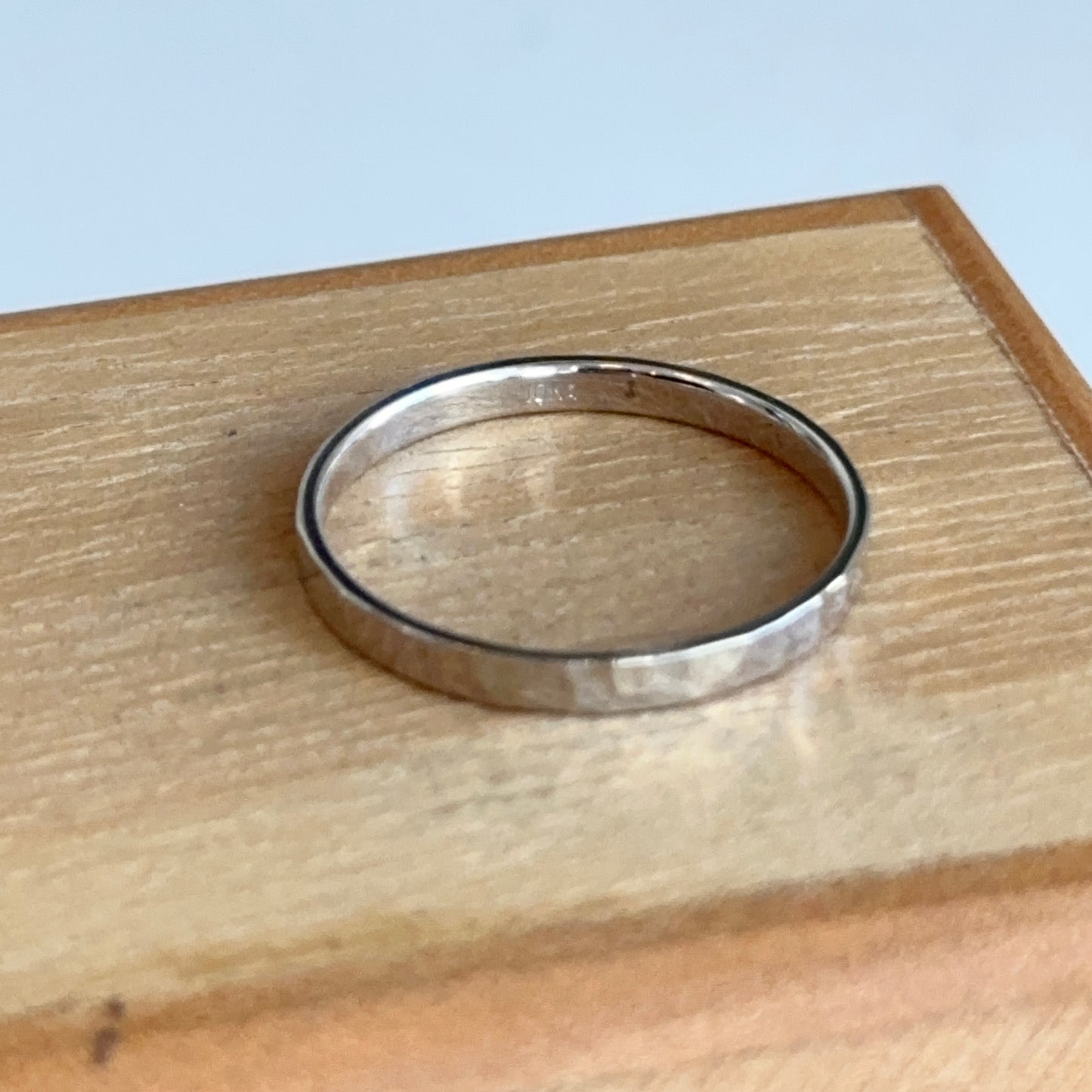 10KT White Gold Hammered 2mm Band Ring