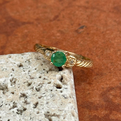 10KT Yellow Gold Round Emerald + Round Diamond Twisted Ring