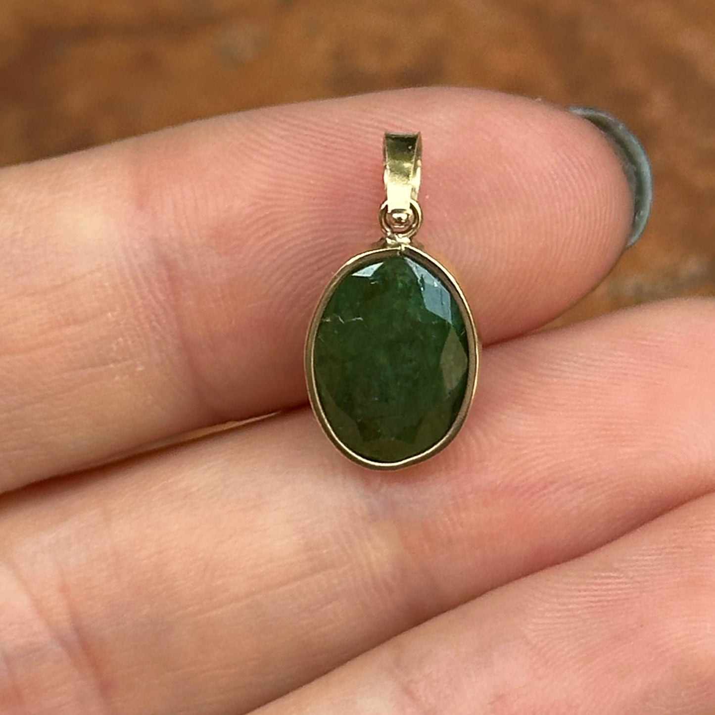 14KT Yellow Gold Oval Emerald Bezel Set Pendant