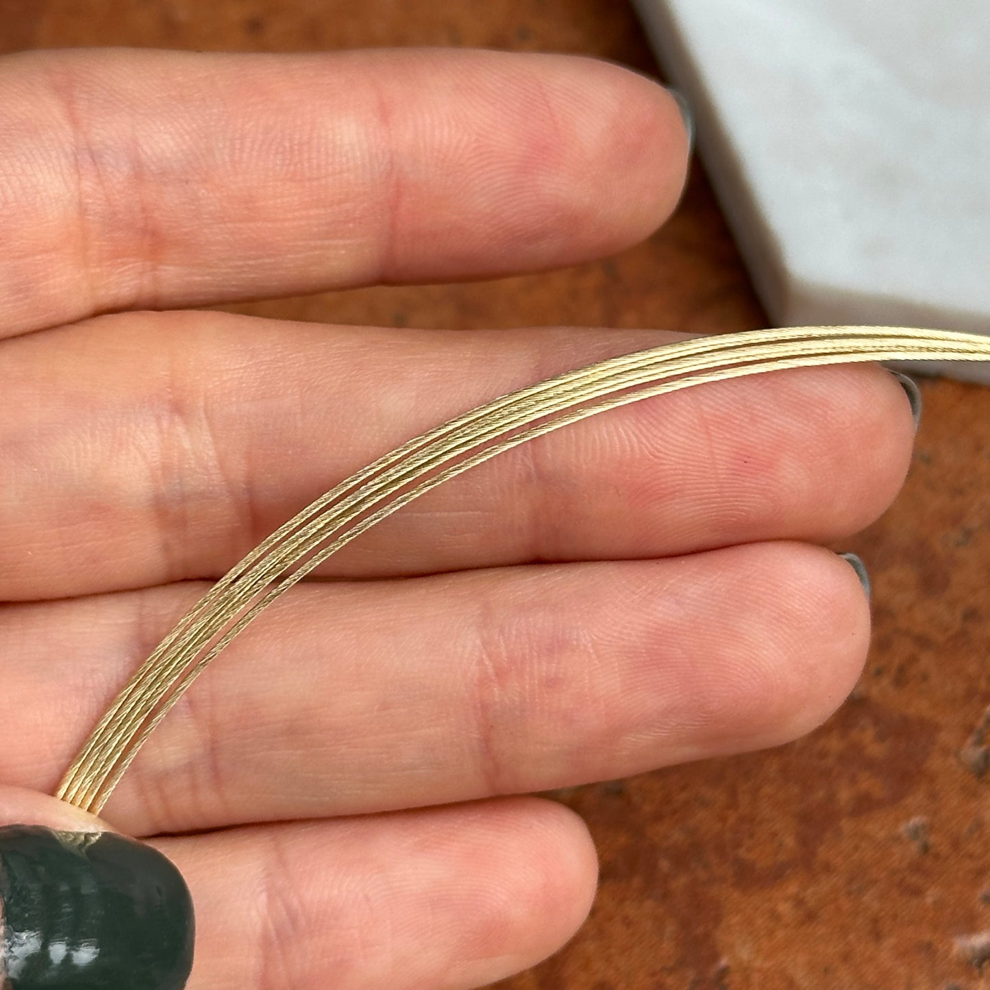 14KT Yellow Gold 5-Strand Solid Cable Wire Collar Necklace 16"