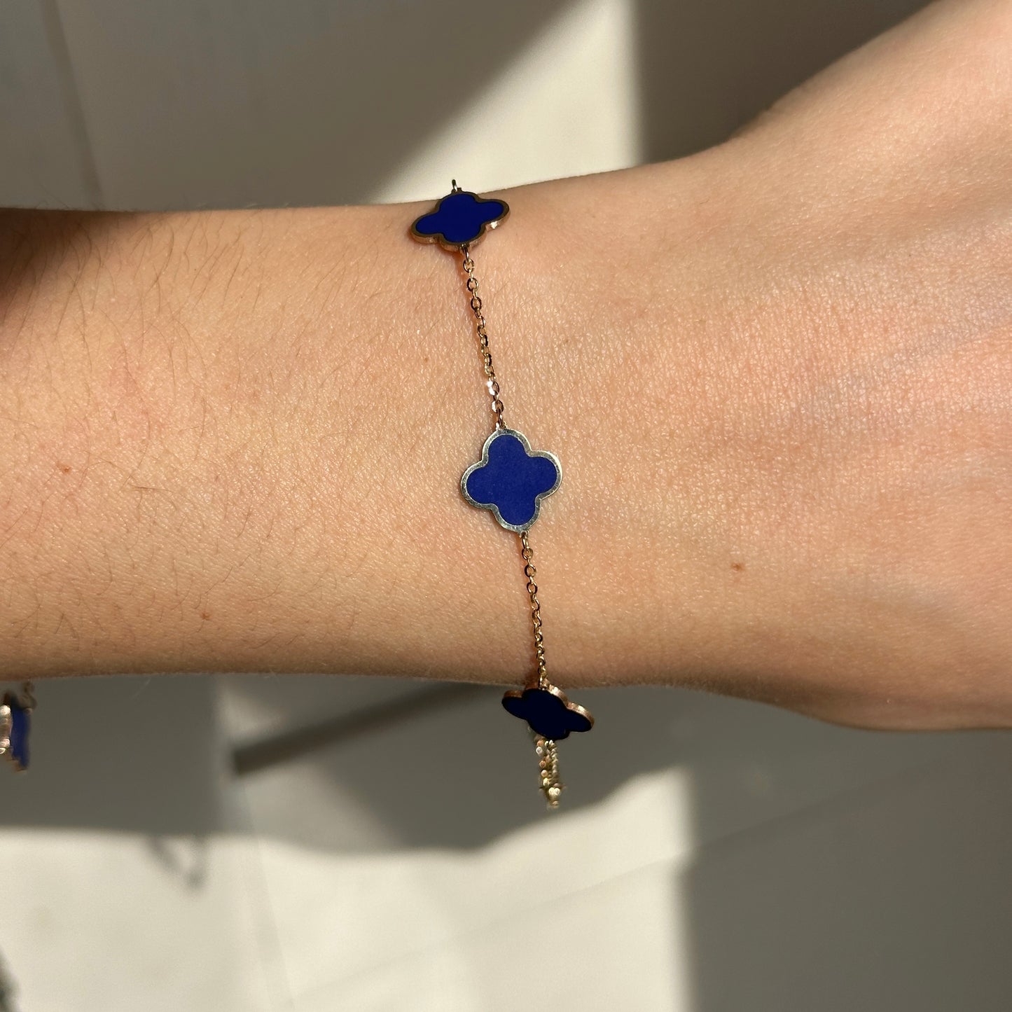 14KT Yellow Gold Blue Lapis 4 Leaf Cover Charm Chain Bracelet