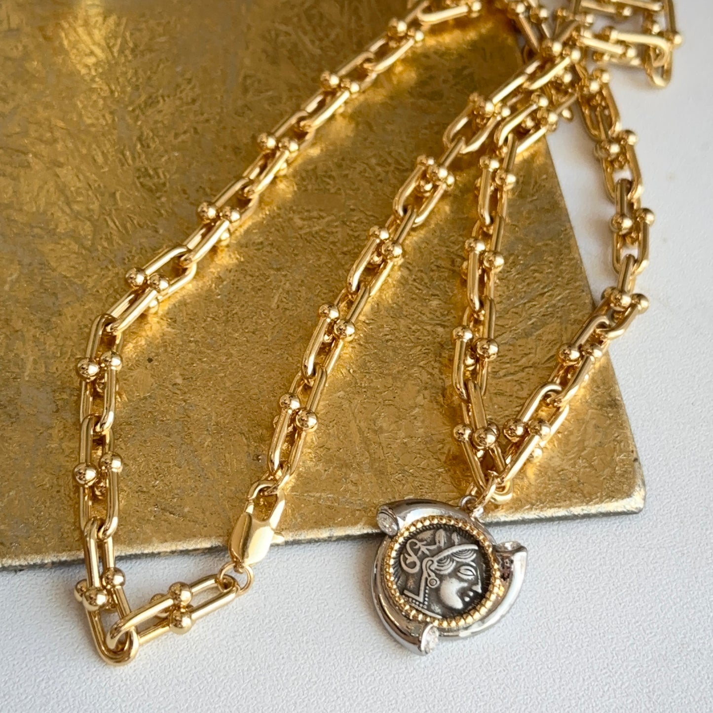 Estate Vintage Gold-Tone Chain Replica Roman Coin + White Stones Necklace 19"