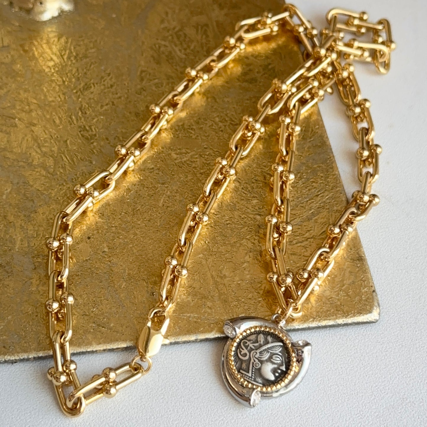 Estate Vintage Gold-Tone Chain Replica Roman Coin + White Stones Necklace 19"