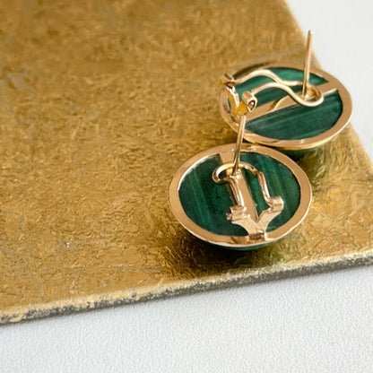 Estate 14KT Yellow Gold Round Cabochon Green Malachite Omega Earrings