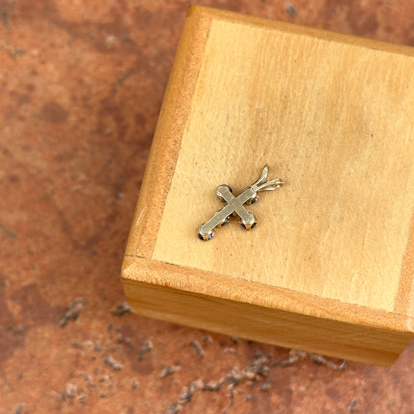 10KT Yellow Gold Iolite Small Cross Pendant Charm