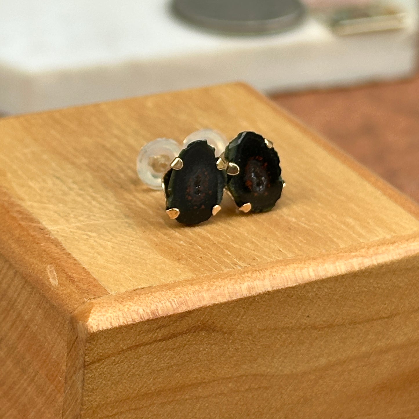 10KT Yellow Gold Geometric Geode Pierced Stud Earrings