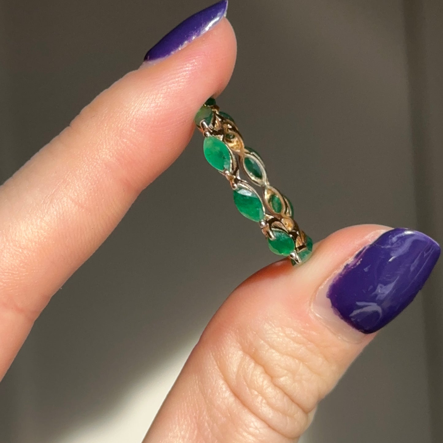 Estate 14KT Yellow Gold Marquise Emerald Eternity Band Ring Accent Ring 6.5