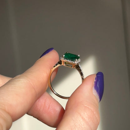 Estate 14KT Yellow Gold Square Emerald + Diamond Halo Ring Size 7.25