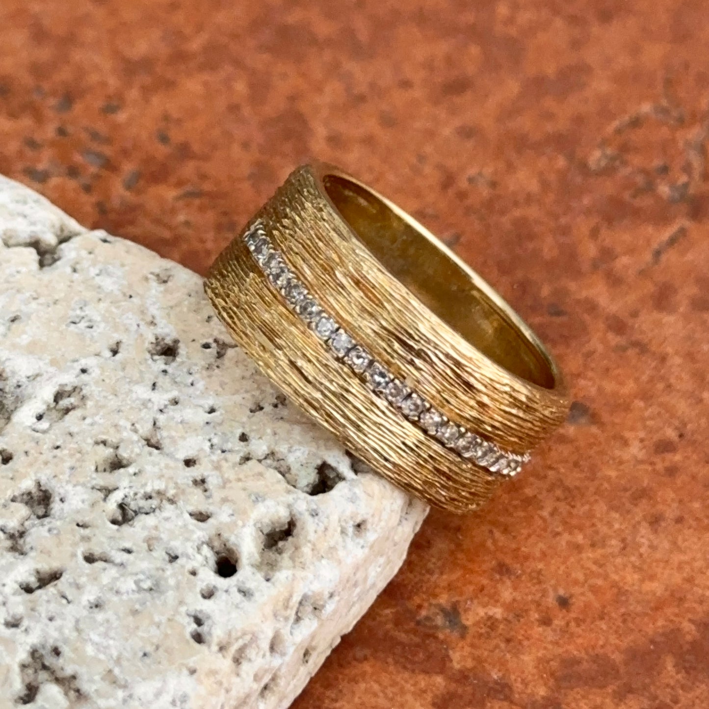 Vintage 14KT Yellow Gold Textured Diamond Cigar Band Ring 6.75