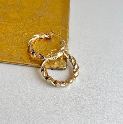 14KT Yellow Gold Twisted Tube Round Hoop Earrings 26mm