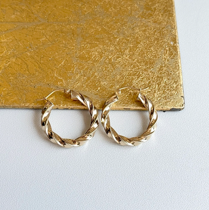 14KT Yellow Gold Twisted Tube Round Hoop Earrings 26mm