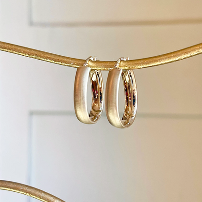 14KT Yellow Gold Matte Finish Oval Hoop Earrings 23mm