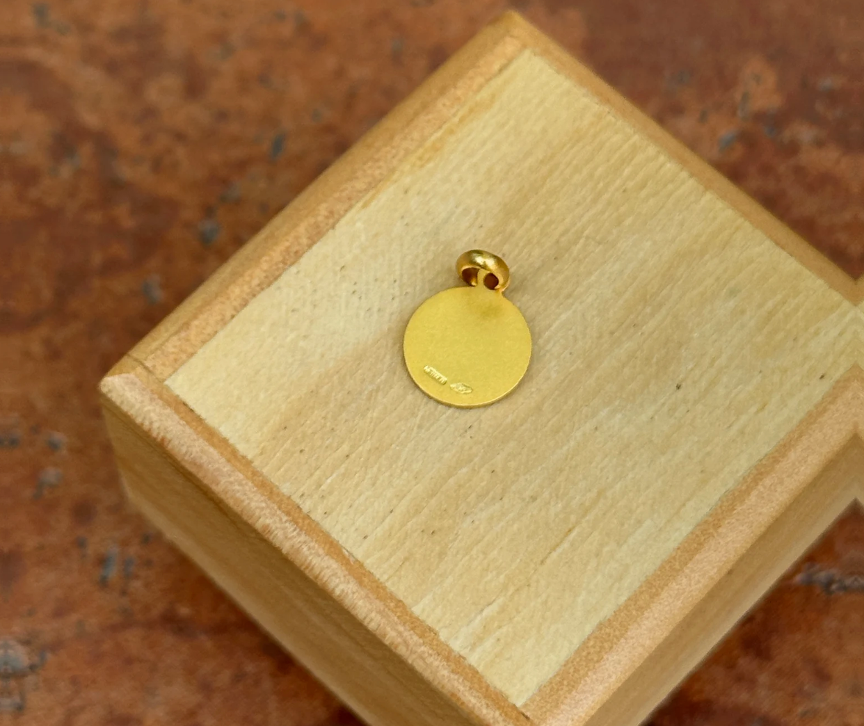 14KT Yellow Gold St Rocco Matte Medal Pendant Charm 10mm