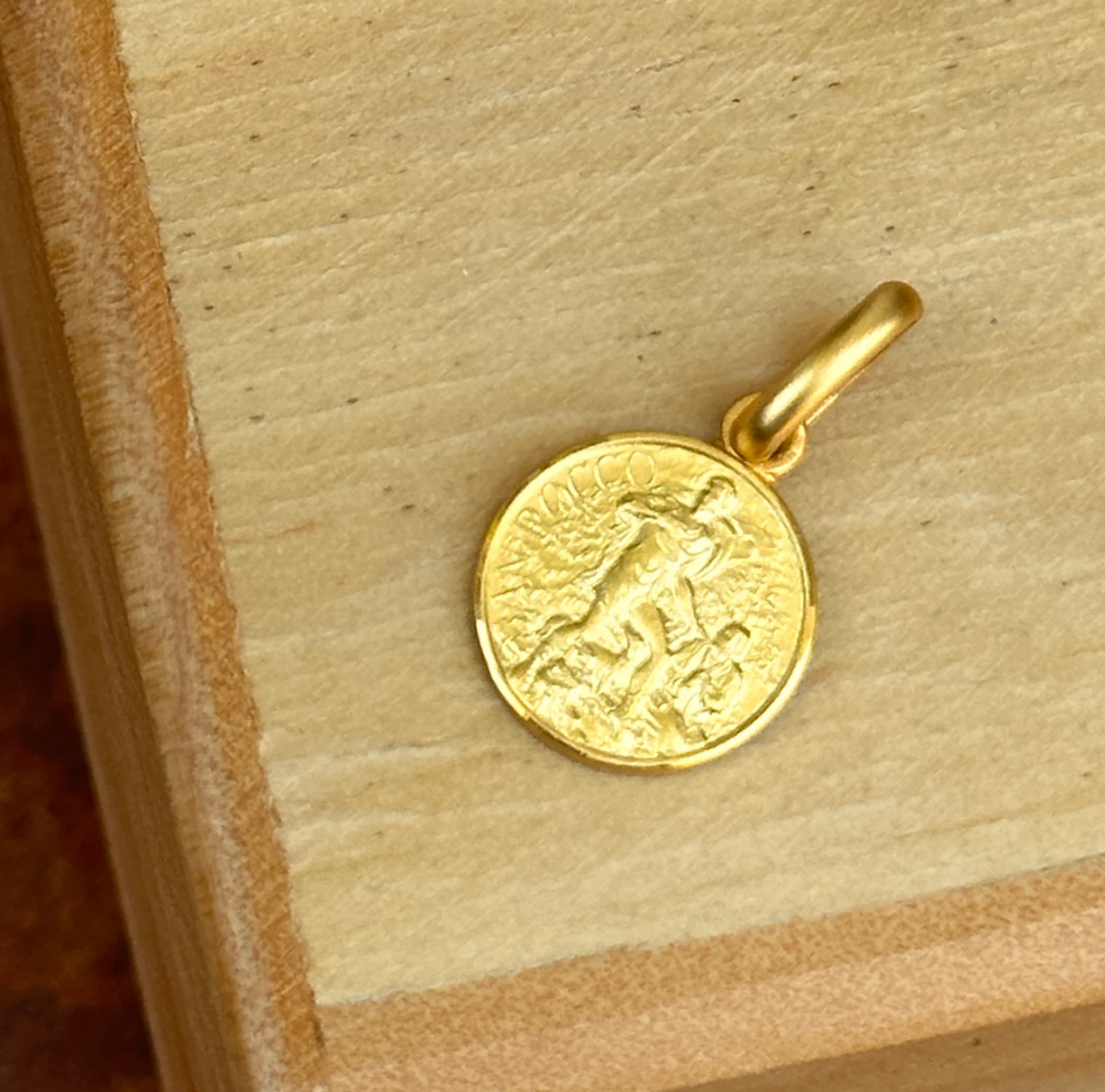 14KT Yellow Gold St Rocco Matte Medal Pendant Charm 10mm