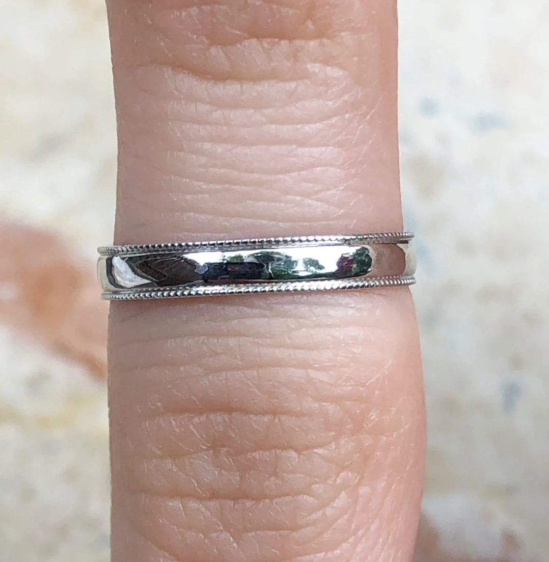 14KT White Gold Milgrain Toe Ring