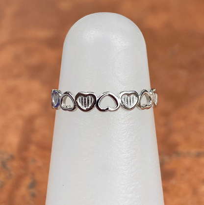 14KT White Gold Hearts Band Toe Ring