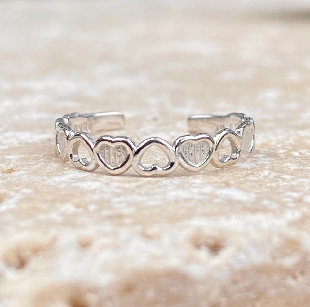 14KT White Gold Hearts Band Toe Ring