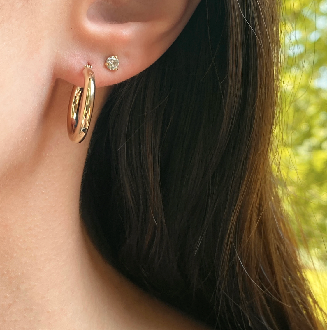 10KT Yellow Gold 3mm Tube Round Hoop Earrings 20mm