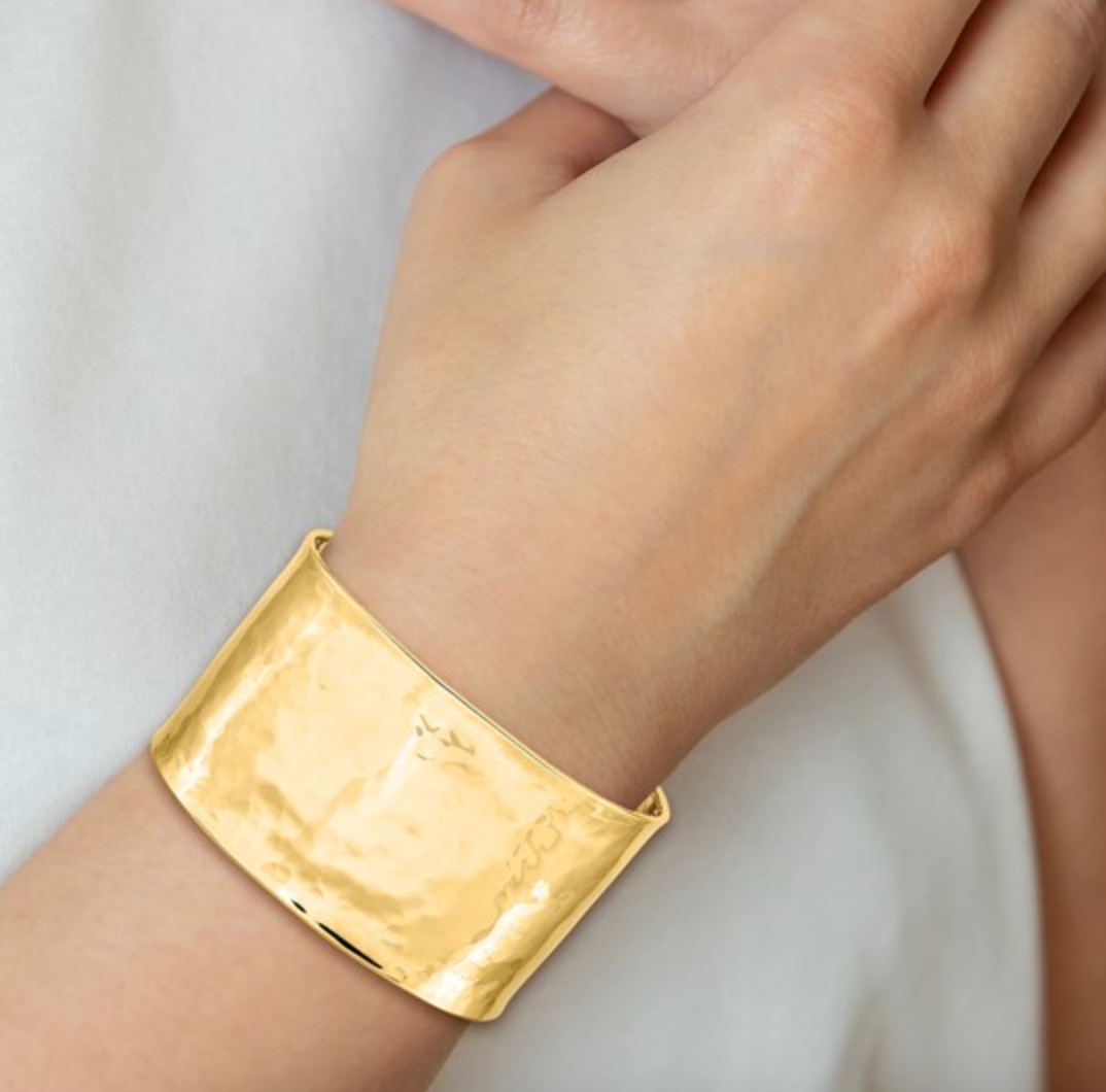 14KT Yellow Gold Hammered Cuff Bracelet 39mm